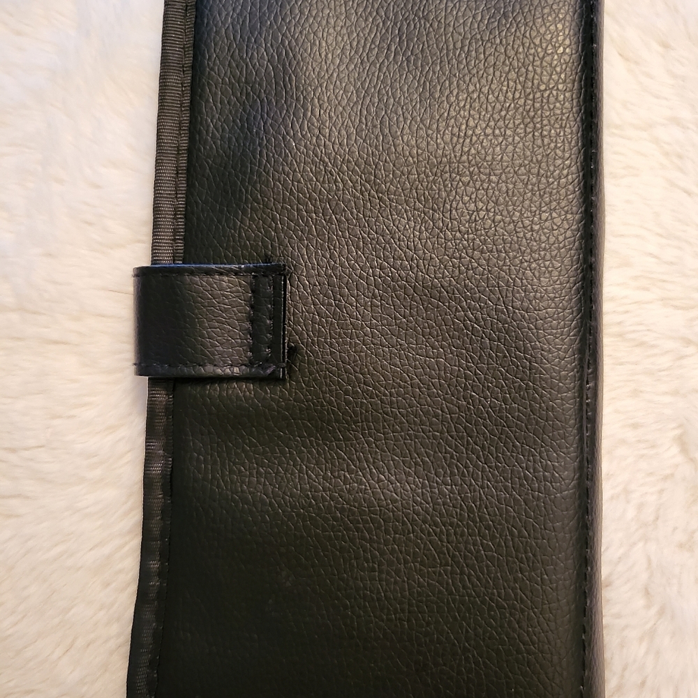 Makeup Brush Holder - image 3